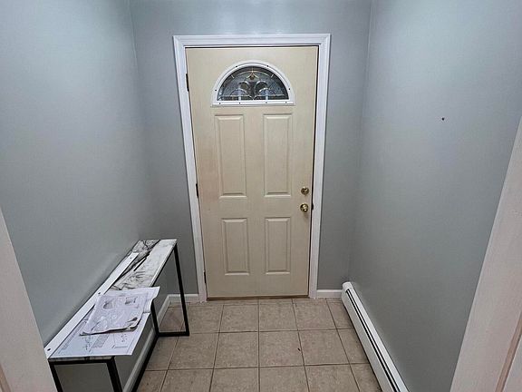 3rd image of 354 Sand Spring Rd