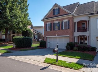 11724 Easthampton Cir, Charlotte, NC 28277