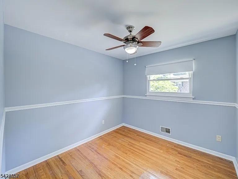 50 Auburn Rd — Photo 14