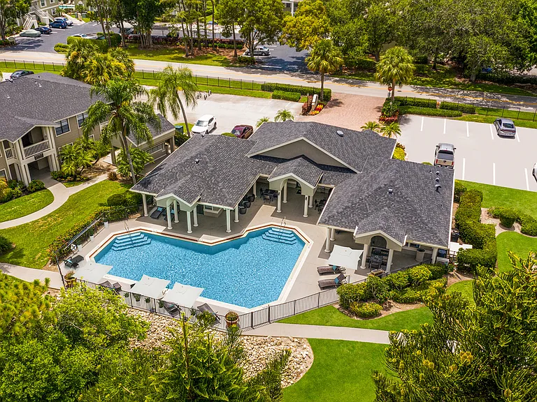 Belvedere at Quail Run — Photo 11
