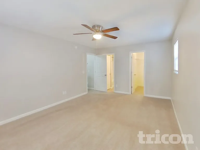131 Quiet Grove Dr — Photo 10