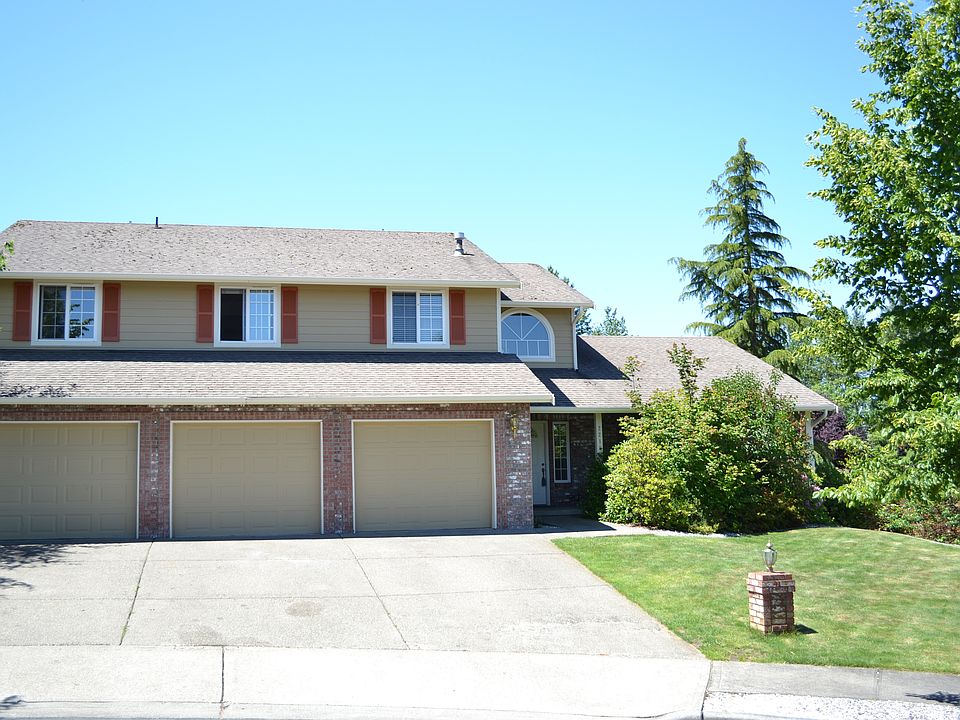1st image of 2210 23rd Street Pl SE