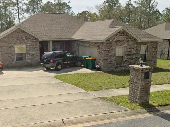 3094 Zach Ave, Crestview, FL 32536