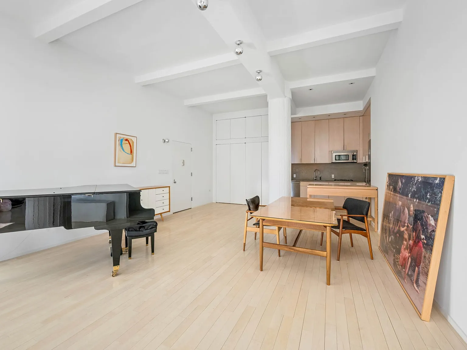 250 Mercer Street — Photo 4