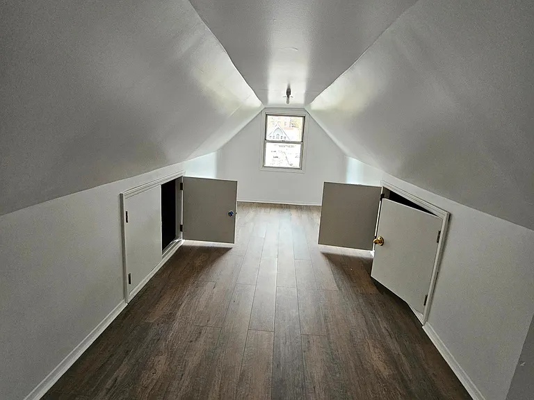 2729 E 26th St #2 — Photo 9