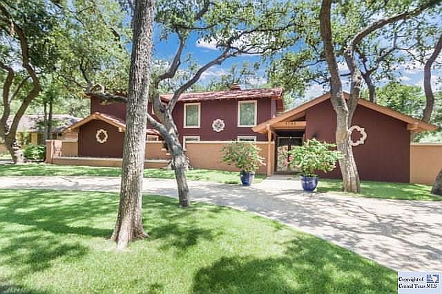 1st image of 3702 Marymont Dr