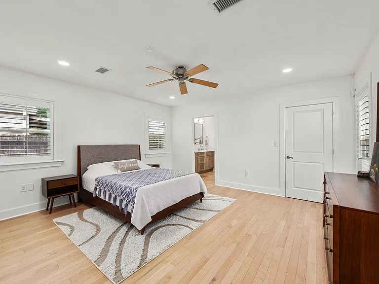 945 Dorothy St — Photo 25