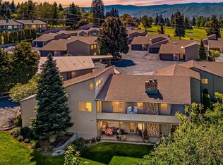 225 19th St NE APT 20, East Wenatchee, WA 98802