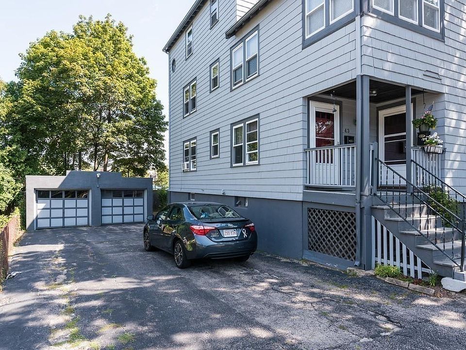 1st image of 43 Bartlett Ave