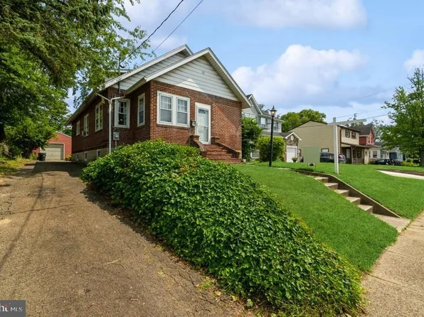 410 Bell Rd, Mount Ephraim, NJ 08059