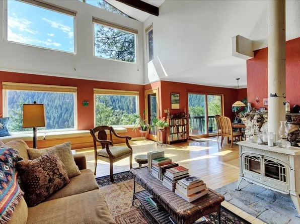 140 Ponta Ranch Rd, Downieville, CA 95936