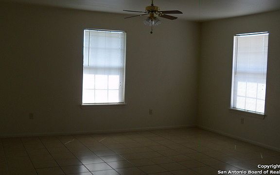 4th image of 19868 Clayton St Unit 3