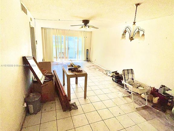4th image of 611 S State Road 7 APT 1G