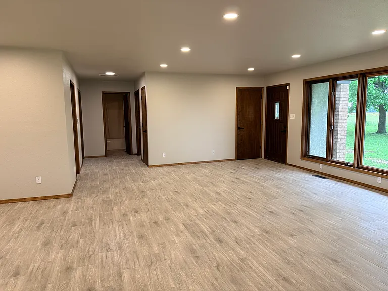 21889 S 520th Rd — Photo 11