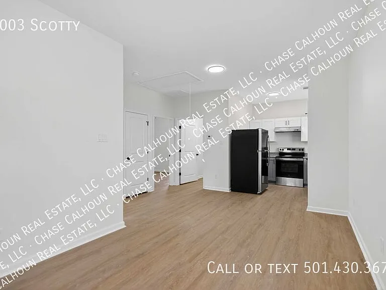2003 Scotty Ct — Photo 2