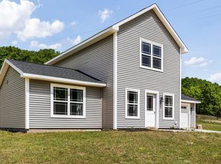 1322 Sharkey Rd, Traverse City, MI 49696