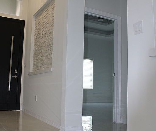 4th image of 6814 Woodlands Ave