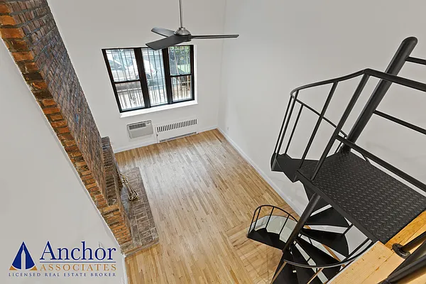 Rented by Anchor Associates | media 26