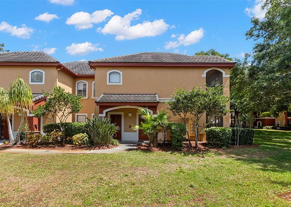 2200 Tuscany Trce #15