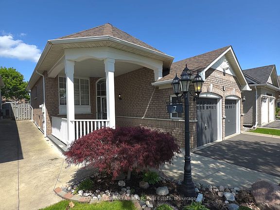 2nd image of 7 Fletchers Creek Blvd