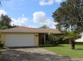512 E Riviera St, Avon Park, FL 33825