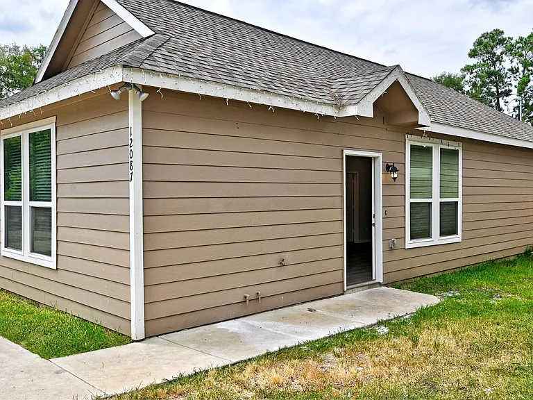 11475 Underwood St — Photo 3