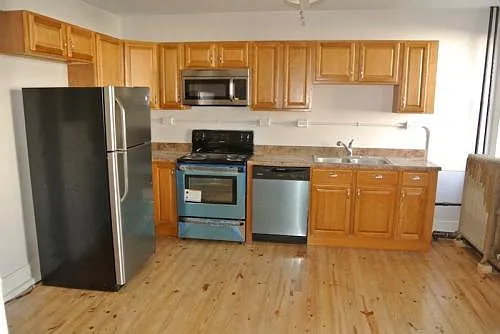 101 S Walnut St — Photo 8