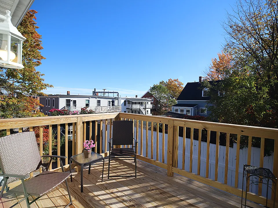 7 Hill St #201