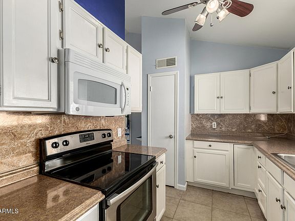 3rd image of 4608 W MORROW Drive