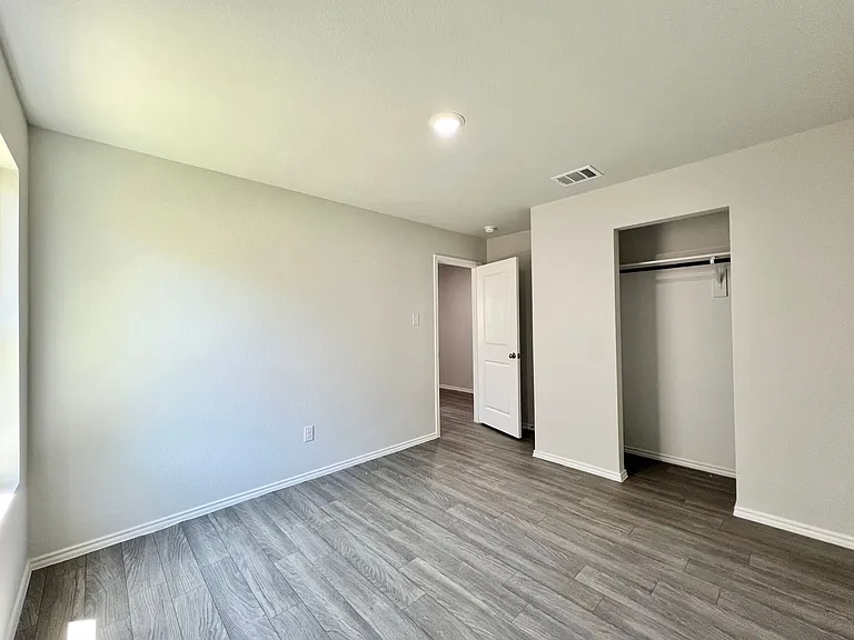 544 Quail Meadows Dr — Photo 9