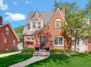 9146 S Hamilton Ave, Chicago, IL 60643