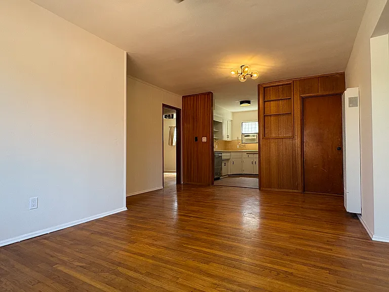 2627 Madison Ave — Photo 5