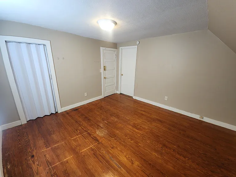 27 Fairview Ave #27B — Photo 16