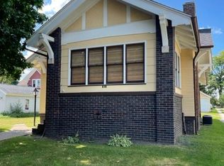 210 C St, La Porte, IN 46350