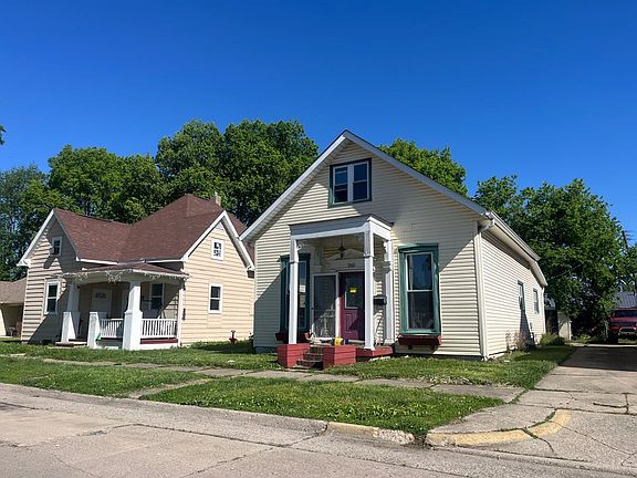 2nd image of 260 E Mechanic St