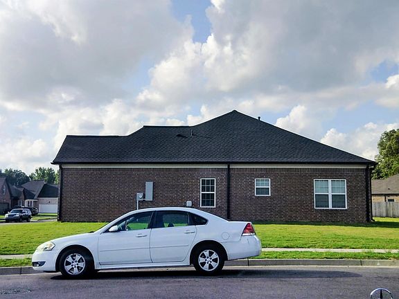 4th image of 5840 Tucker Landing Dr