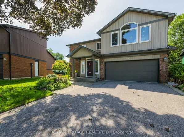 8 Chantrey Ct, Toronto, ON M1E 4V3