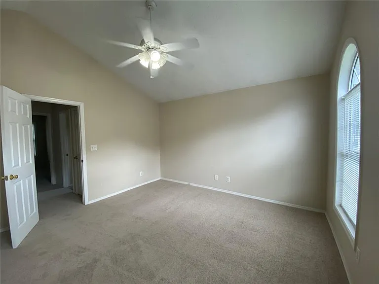 1325 Old Victorian Ct — Photo 23