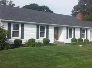 98 Cole St, Seekonk, MA 02771