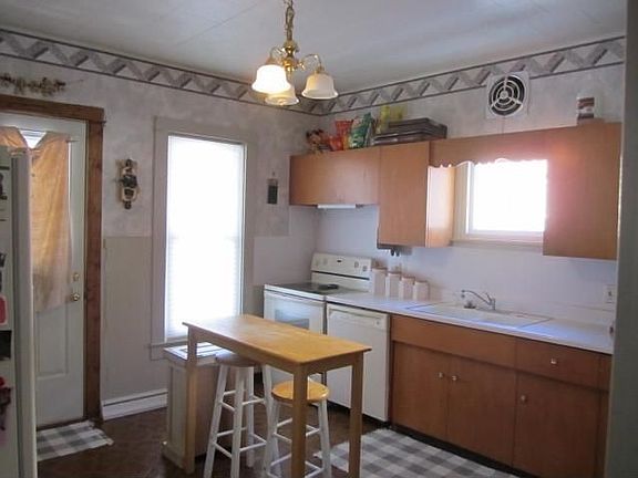 3rd image of 420 N Lincoln Ave