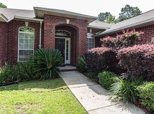 1604 Champagne Ave, Gulf Breeze, FL 32563