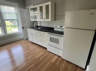 317 Summit Ave APT 3, Eau Claire, WI 54701