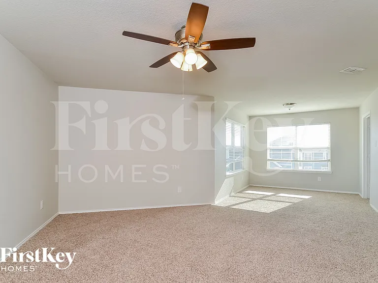8982 Stallings Dr — Photo 8