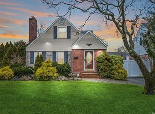 1509 Berkeley Ave, Baldwin, NY 11510