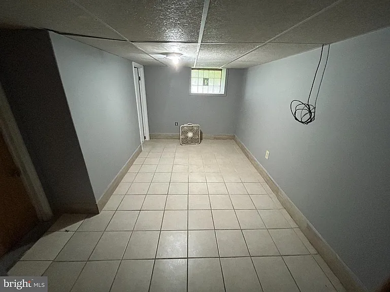 6370 Oxford Ave #B — Photo 14