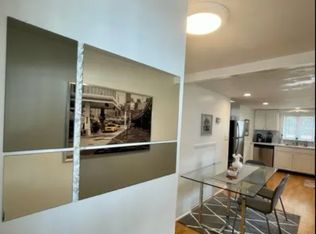 27 Amity St #2, Staten Island, NY 10305