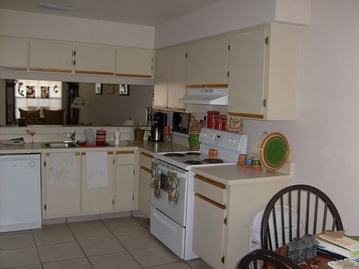 2nd image of 1065 Sophie Blvd