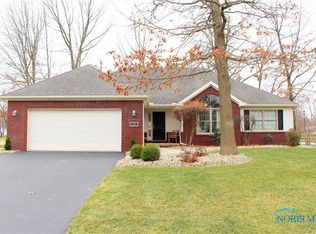 7311 Northquay Ct, Holland, OH 43528