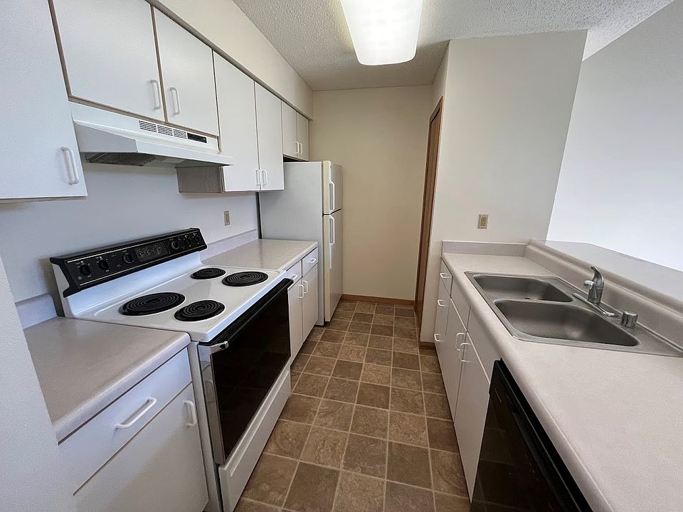 1st image of 5931-5939 Seminole Centre Ct #11453602