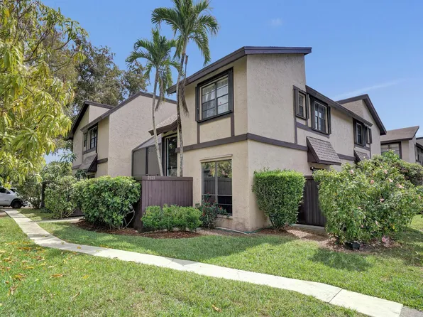 2321 Bayberry Drive, Pembroke Pines, FL 33024